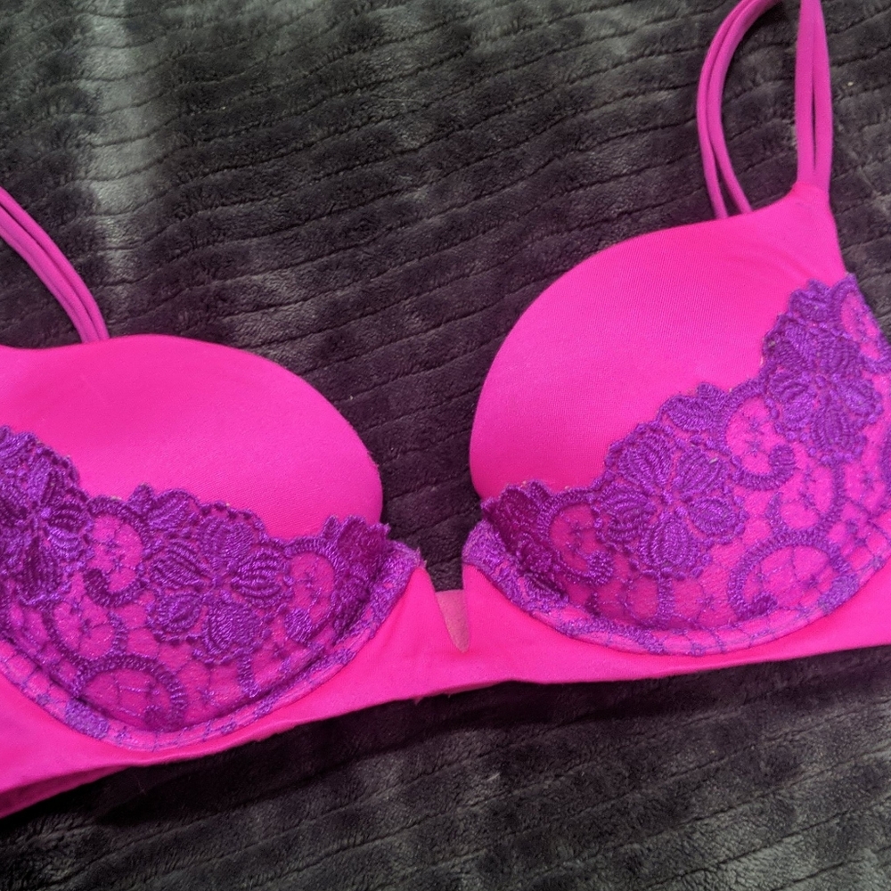 ✨ Victoria Secret push-up bra ✨